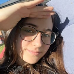 thalia_reid