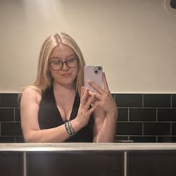 izzywhizzyblue