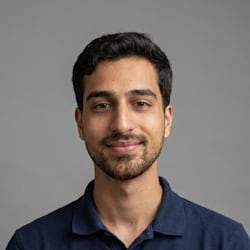 nadav_kamar