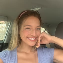 ashleyalexisc
