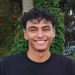 kev_rodriguez_
