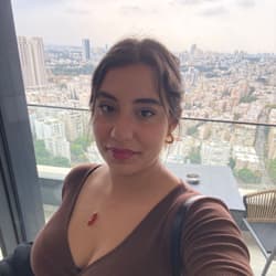 nalani_hofan