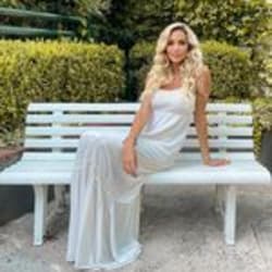 amber_saunders