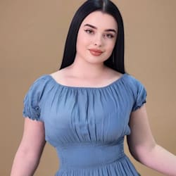 hania_azam67