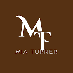 mia_turner25