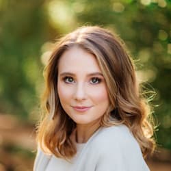 laura_goldhar