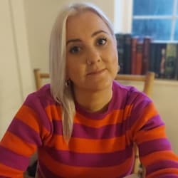 sarahlydamore