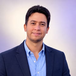 armandoreza_