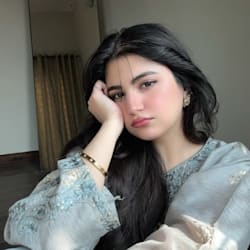 umaima_azam64