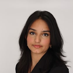 minahil_faiz