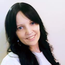 angelaroze