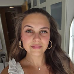 createdbyellii