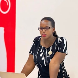 lucywangari2