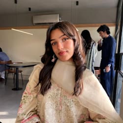 fizza_haiderrr