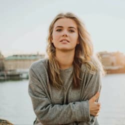 nell_watson4