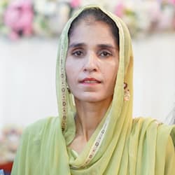 eshratmushtaq