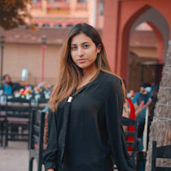 ayesha_1212