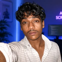 varun_girish