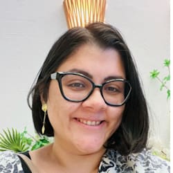 mariana_esq