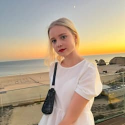 zuza_jones