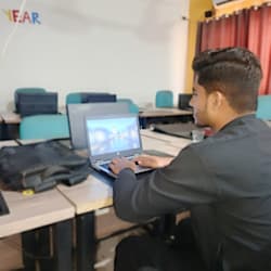 m_zain03