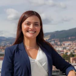 angieluna27