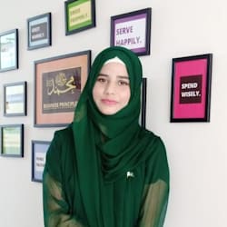 nadia_kanwal01