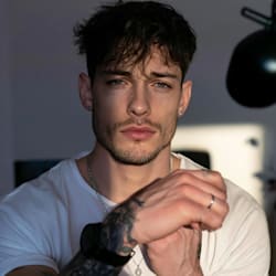 alfred_cavali85