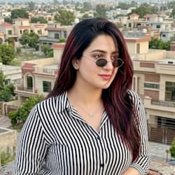 emaan_akbar42