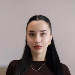 lenamakri1