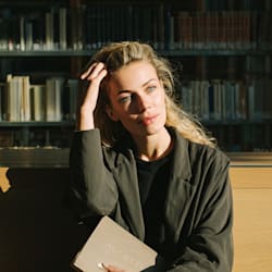 elise_harrisony
