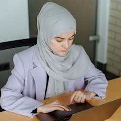 samina_majeed