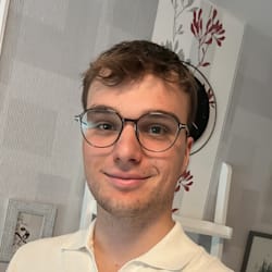 elias_pier