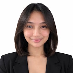 hazelmae_r19