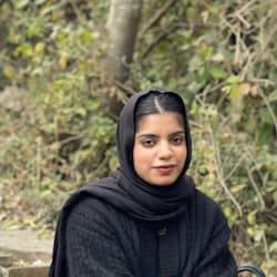 humnaa_khan14