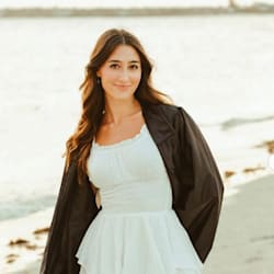 victoria_lasala