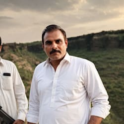 mushtaq75