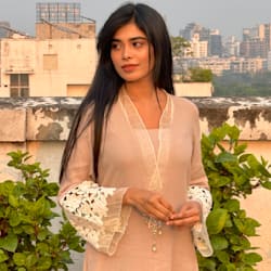tara_nahar