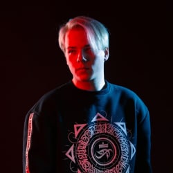 nikholub