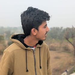 sufyan_typing01