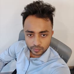 Fiverr profile picture for @warner