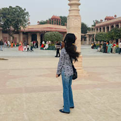 laxmithakur688
