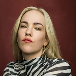 phoebe_carter