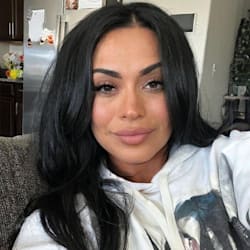 crown_lilly