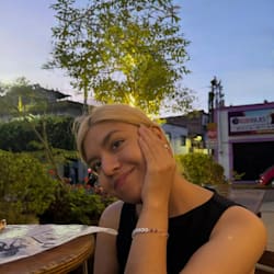 ella_imogen