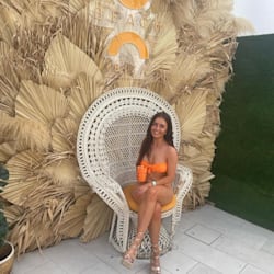 alicia_howell