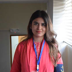 laiba_8262