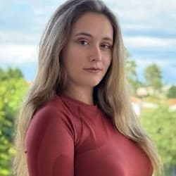 makayla_hall