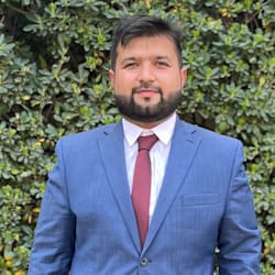 akhan817