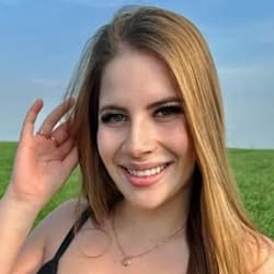 gabrielle_hartn